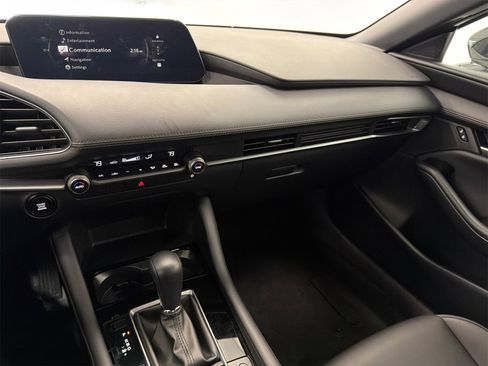 Certified 2025 MAZDA MAZDA3 s Sport image 23