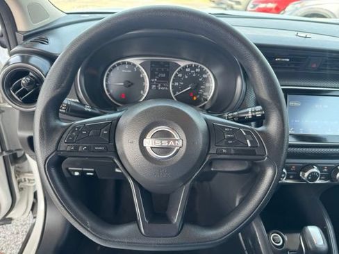 Used 2024 Nissan Kicks S FWD image 12