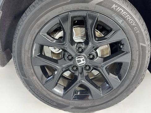 Certified 2024 Honda HR-V Sport image 33