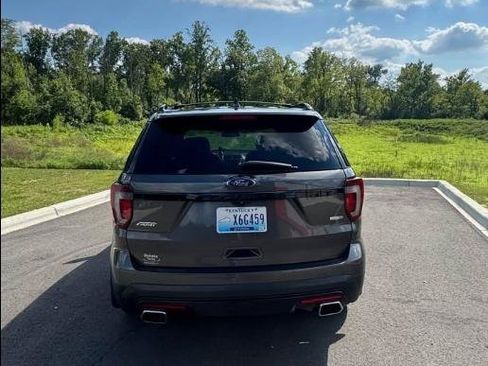 Used 2017 Ford Explorer Sport AWD/4WD image 6