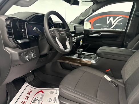 New 2026 GMC Sierra 1500 Elevation AWD/4WD image 9