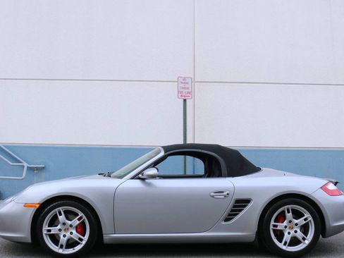 Used 2007 Porsche Boxster S image 16