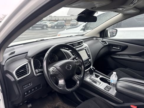 Used 2020 Nissan Murano SV image 8