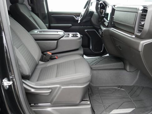 Used 2022 Chevrolet Silverado 1500 RST image 21