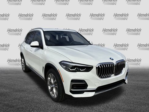Certified 2023 BMW X5 xDrive40i image 2