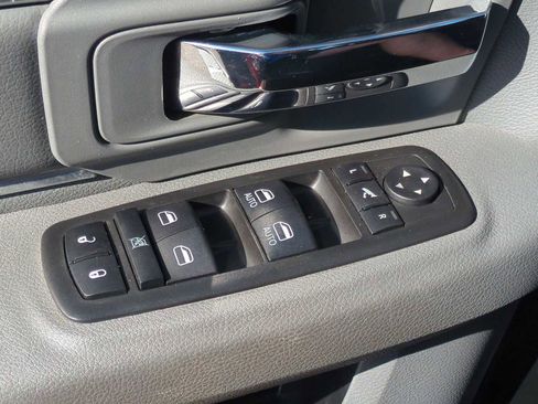 Used 2018 RAM 1500 Lone Star image 21