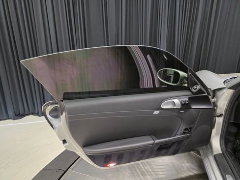 Used 2007 Porsche Cayman S RWD image 18