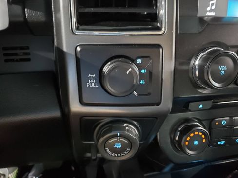 Used 2018 Ford F150 XLT w/ Equipment Group 301A Mid AWD/4WD image 35