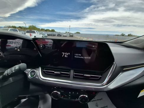 New 2026 Chevrolet Trax ACTIV FWD image 21