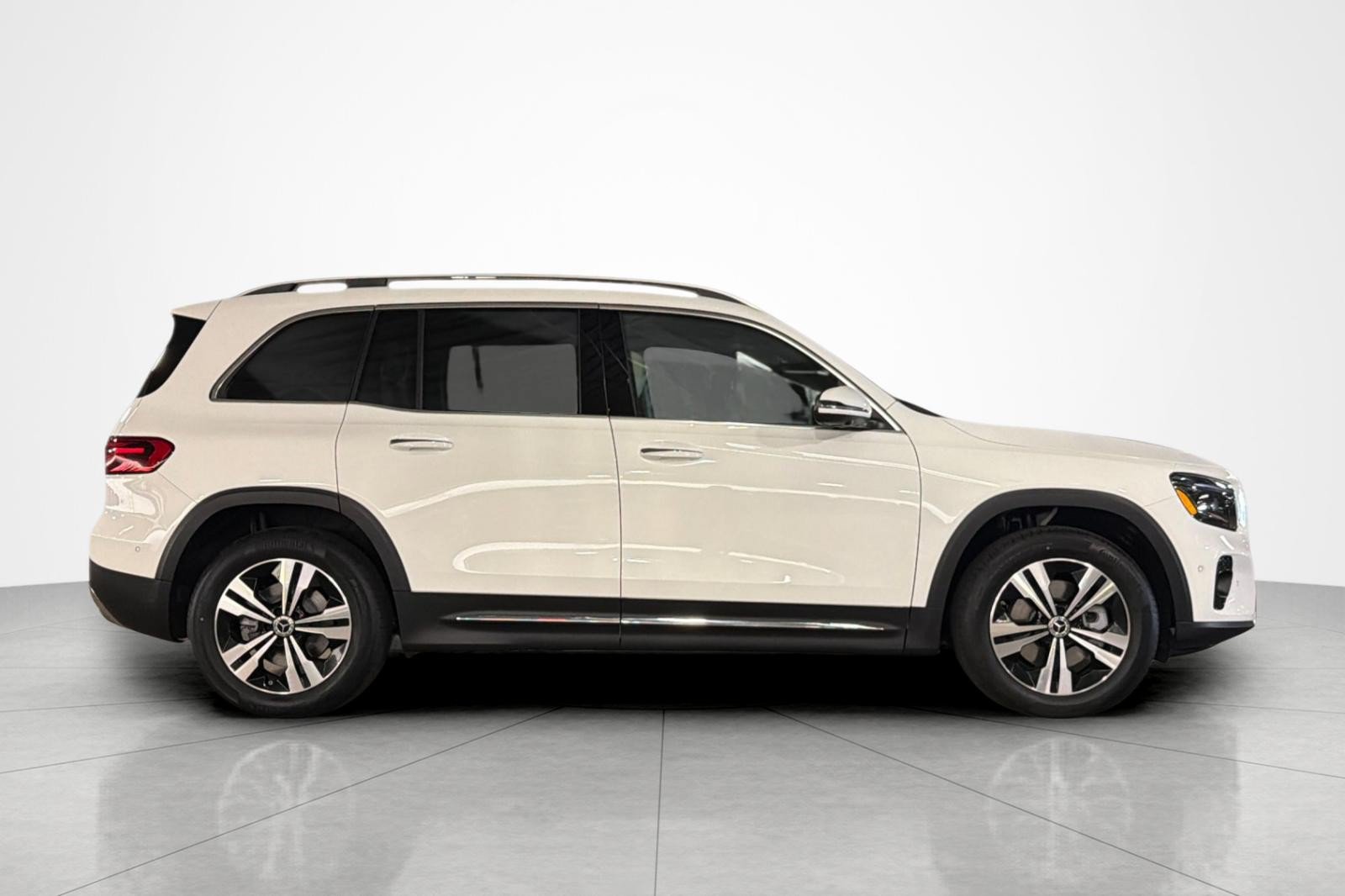 New 2026 Mercedes-Benz GLB 250 image 6