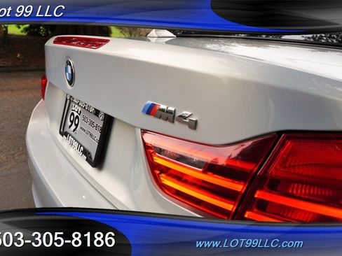 Used 2015 BMW M4 Convertible image 32