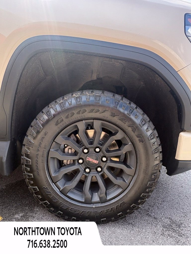 Used 2022 GMC Sierra 1500 AT4X AWD/4WD image 12