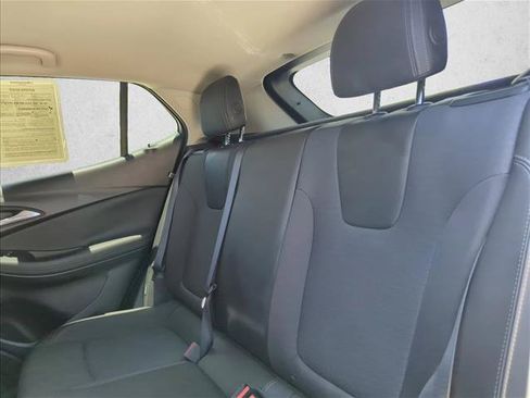 Used 2021 Buick Encore GX Preferred w/ Sport Touring Package FWD image 21