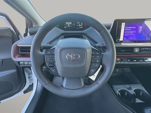 New 2026 Toyota Prius Plug-In Hybrid FWD image 16