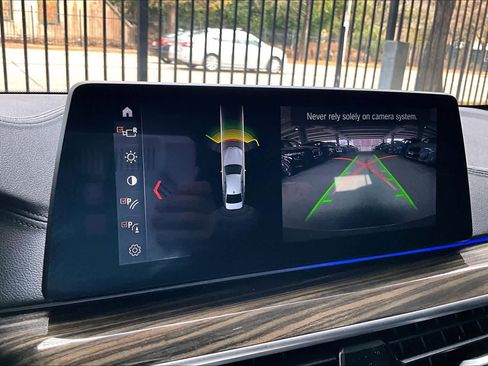 Used 2017 BMW 530i image 26