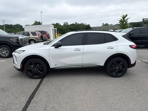Used 2025 Buick Envision Sport Touring AWD/4WD image 4