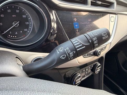 Used 2020 Buick Encore GX Essence w/ Experience Buick Package FWD image 18