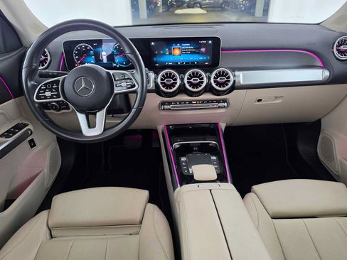 Used 2021 Mercedes-Benz GLB 250 image 18