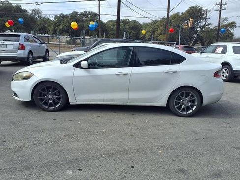 Used 2015 Dodge Dart SXT image 4
