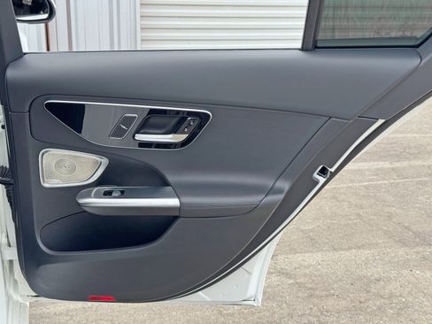 Used 2022 Mercedes-Benz C 300 Sedan w/ Exclusive Trim Package image 44