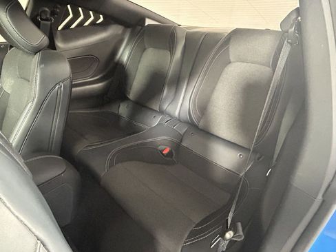 Used 2025 Ford Mustang Coupe image 18