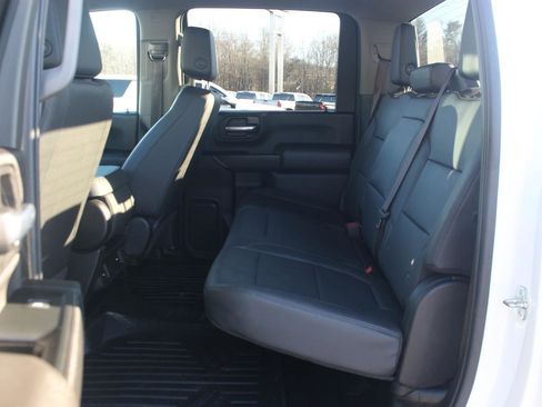 Used 2023 GMC Sierra 3500 Pro w/ Convenience Package image 30