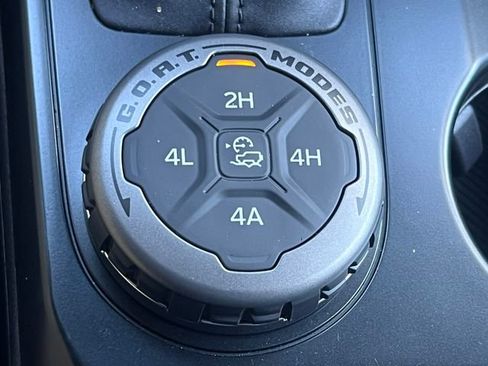 New 2025 Ford Bronco Big Bend w/ Black Diamond Package AWD/4WD image 24
