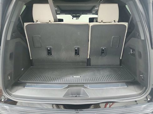 Certified 2025 Cadillac Escalade Sport Platinum w/ LPO, Floor Liner Package AWD/4WD image 25