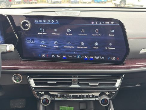 Used 2026 Chevrolet Traverse RS AWD/4WD image 12