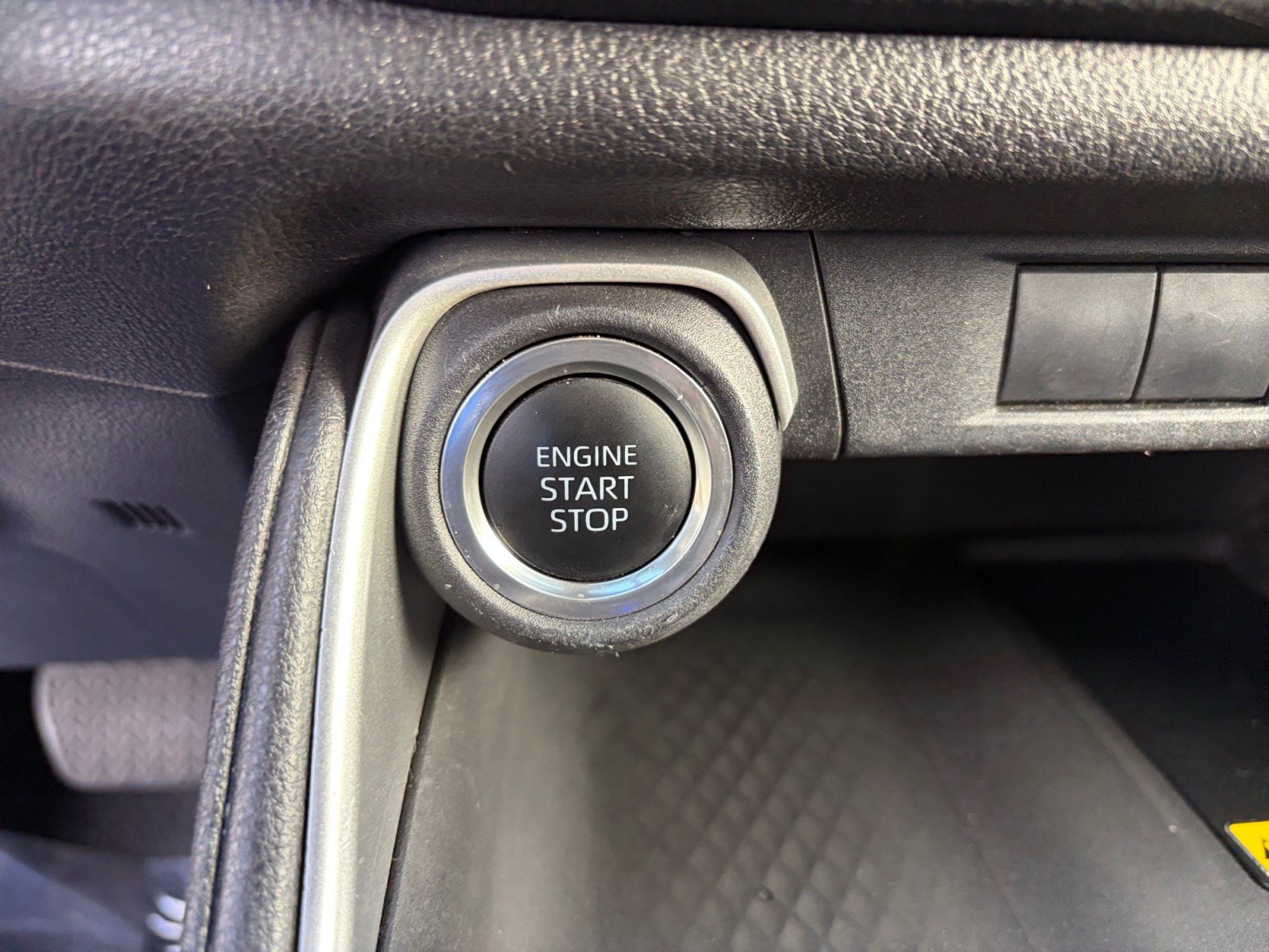 Used 2025 Toyota Grand Highlander AWD image 20