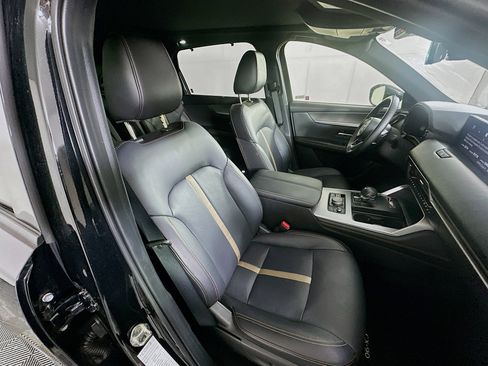 Used 2025 MAZDA CX-90 3.3 Turbo w/ Premium Plus Pkg image 35