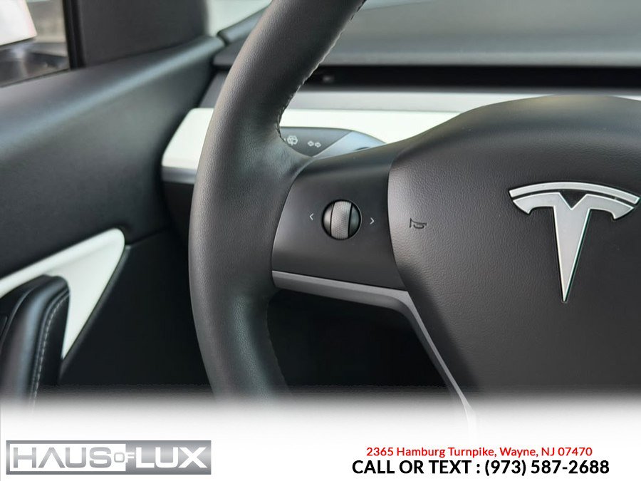 Used 2022 Tesla Model Y Long Range AWD/4WD image 33