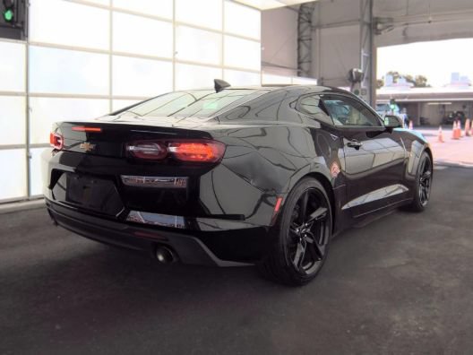 Used 2024 Chevrolet Camaro LT RWD image 4