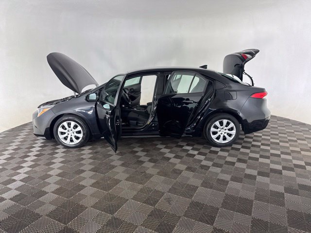 Used 2024 Toyota Corolla LE FWD image 9
