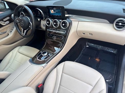 Used 2019 Mercedes-Benz C 300 4MATIC Sedan image 16