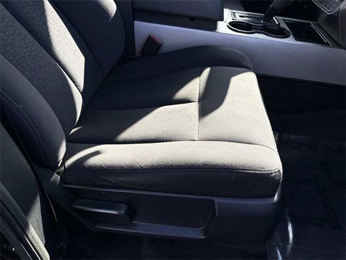 Used 2017 Ford Expedition EL XLT image 10