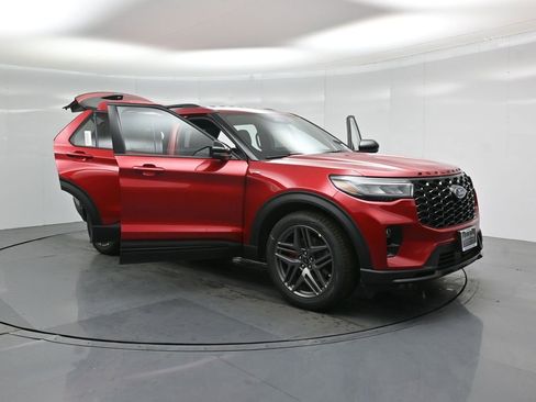 New 2026 Ford Explorer ST-Line w/ ST-Line Street Pack image 32