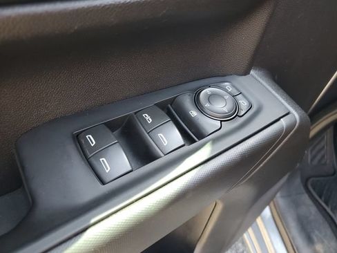 Used 2021 Chevrolet Silverado 1500 Custom Trail Boss w/ Safety Confidence Package AWD/4WD image 9