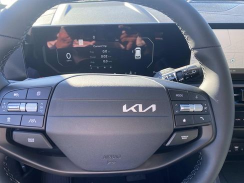 New 2026 Kia Sportage SX image 14