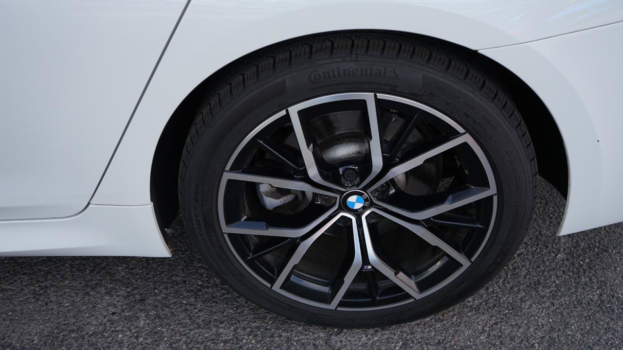 Used 2023 BMW 530i xDrive w/ M Sport Package AWD/4WD image 31