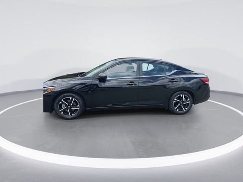 Used 2025 Nissan Sentra SV FWD image 4