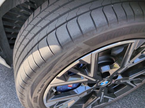 Used 2026 BMW M235i xDrive w/ Technology Package AWD/4WD image 13