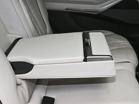 Used 2020 BMW X7 M50i AWD/4WD image 57