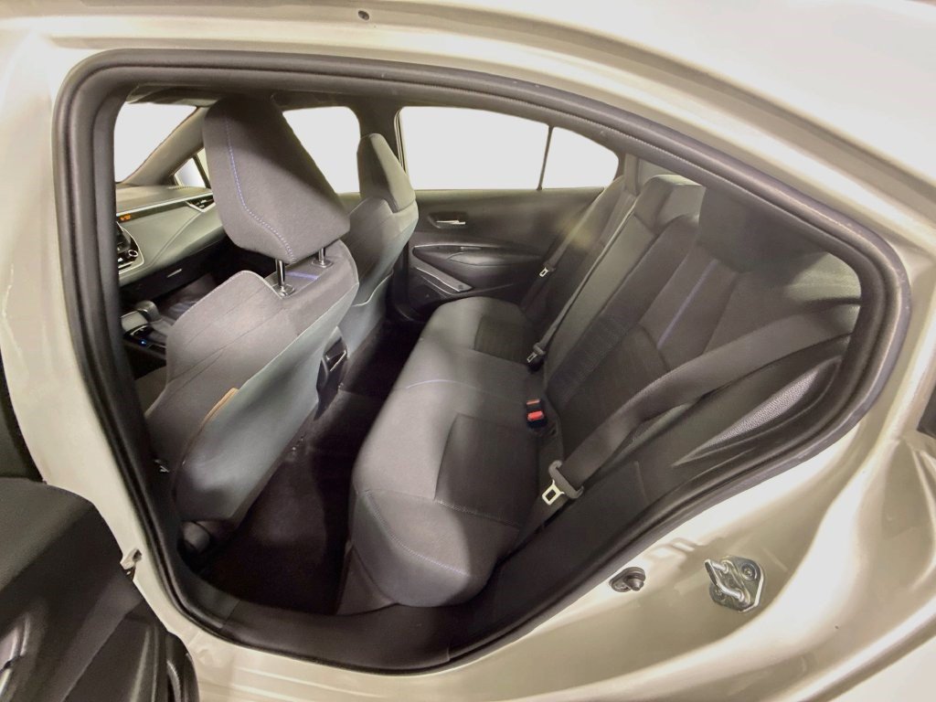 Used 2021 Toyota Corolla SE FWD image 23