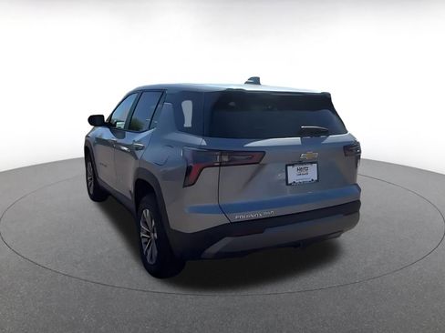 Used 2025 Chevrolet Equinox LT image 11