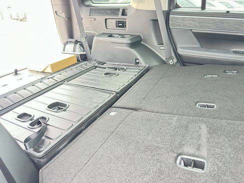 New 2025 Hyundai Santa Fe Limited image 38