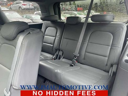 Used 2021 Lincoln Navigator Reserve w/ Luxury Package AWD/4WD image 6