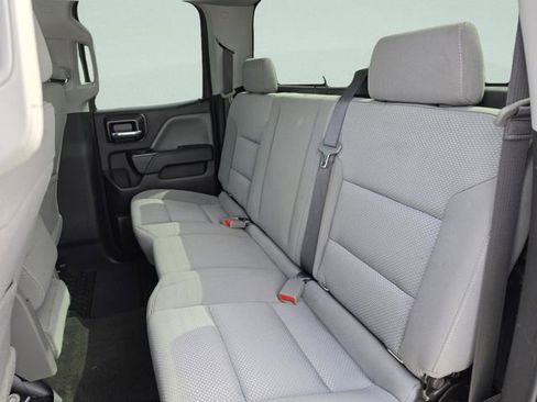 Used 2018 Chevrolet Silverado 1500 Custom w/ Custom Value Package RWD image 19