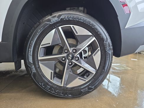 Certified 2025 Hyundai Tucson SEL AWD/4WD image 35