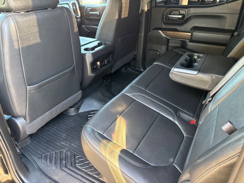 Used 2022 Chevrolet Silverado 1500 LT Trail Boss w/ Convenience Package II image 21